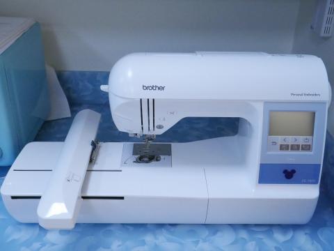Brother PE-780D Embroidery Machine